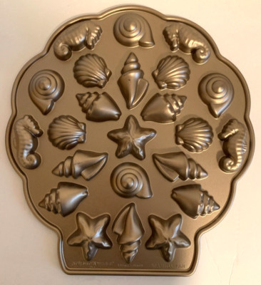 Nordic Ware Seashell Bites Pan Mini Cakes Chocolates Seahorse Starfish 1.5 Cups