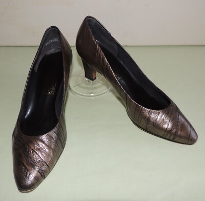 6.5 M Women's Shoes Pumps Metallic Bronze Leather High Heels Vintage 1980s Joyce