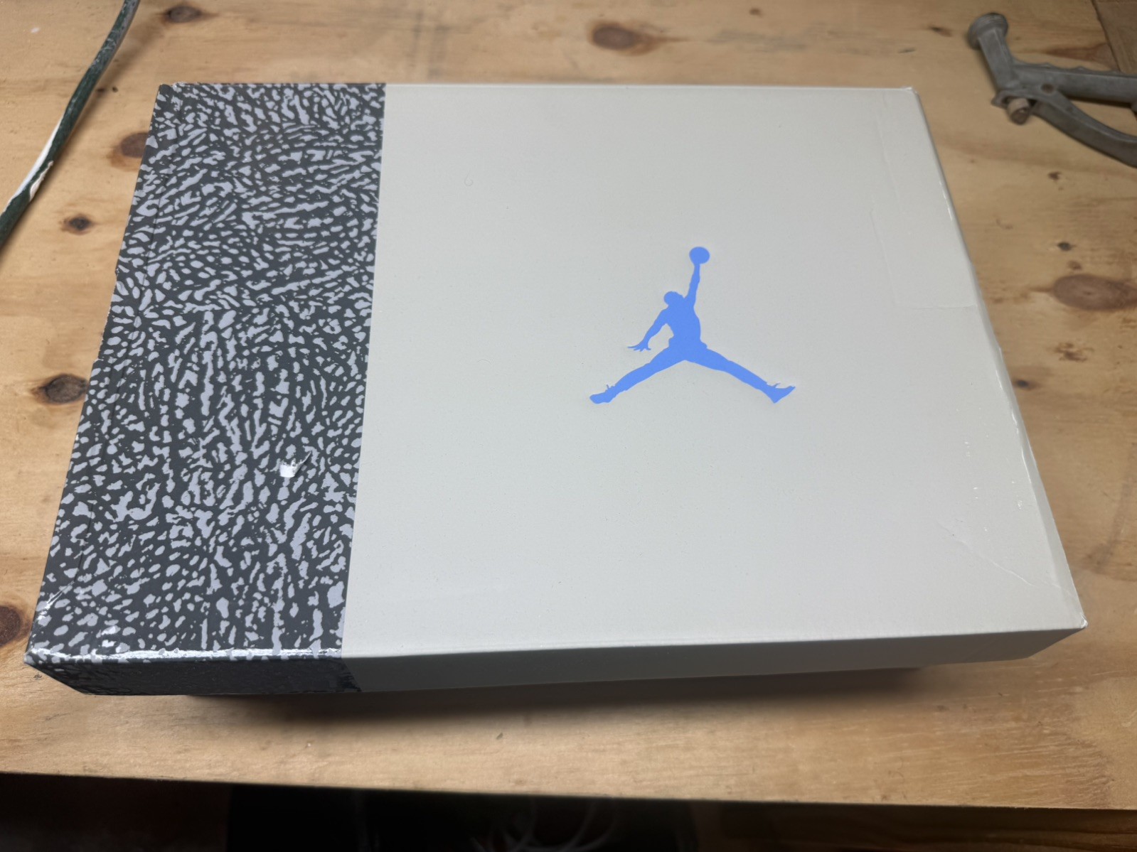 Assorted Empty Sneaker Shoe Boxes - image 8