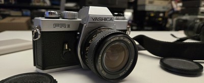 Vintage SLR Reflex Camera Yashica FRII 1:2.8 28mm Lens