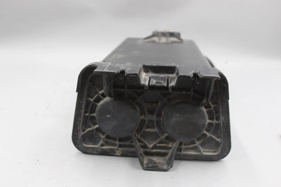 Ford Explorer 2011-2019 evaporador de vapor de combustible bote de carbón OEM #40117 Foto 3 de 4