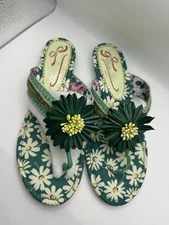 POETIC LICENCE OH MOMMA Green Daisy Kitten Heel Sandals Size 9/9.5