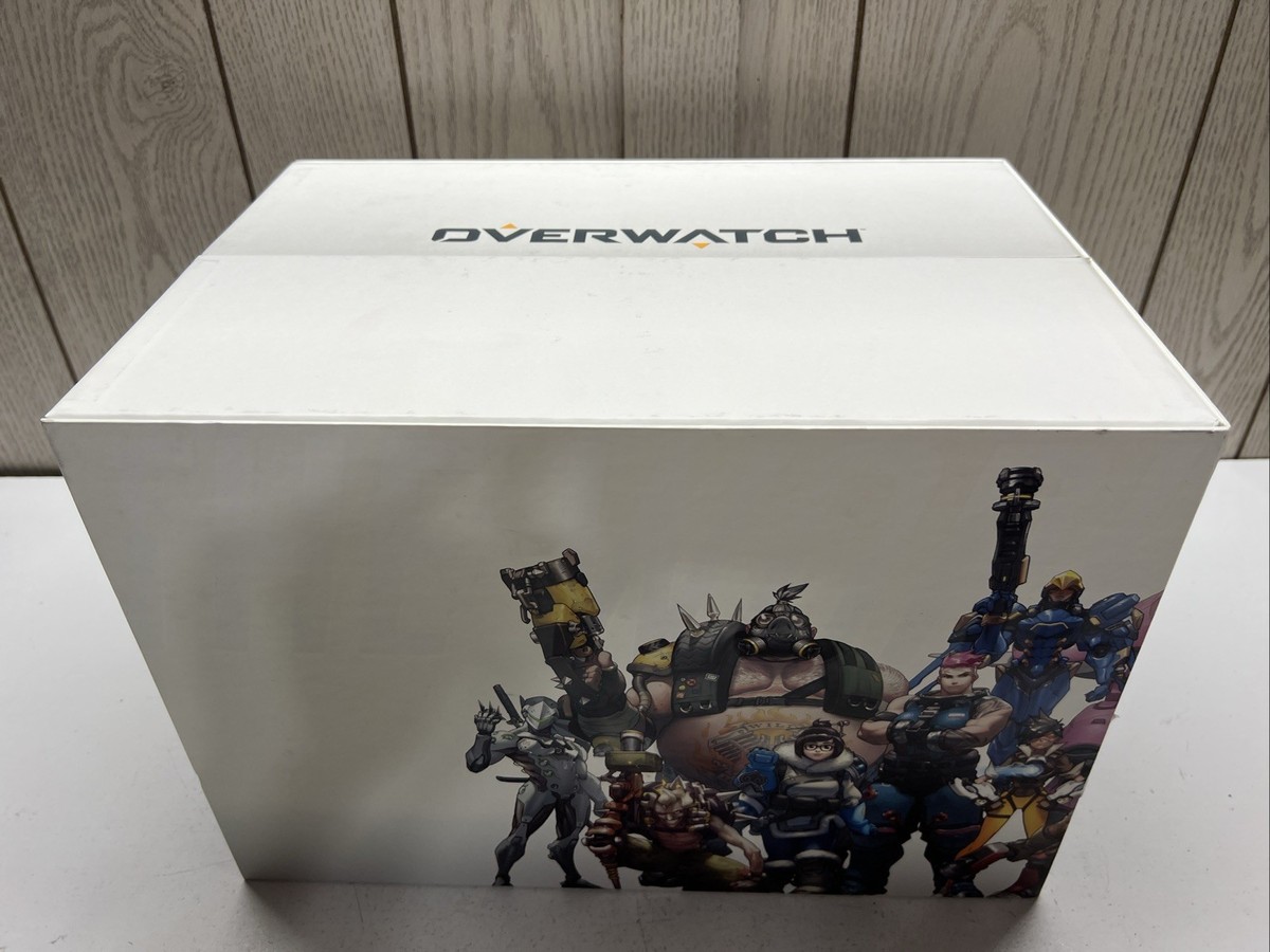 Overwatch - Collector's Edition Xbox One Xb1 Blizzard W/ Statue