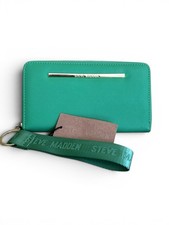 STEVE MADDEN BZIP ZIP AROUND WALLET WRISTLET SMOOTH TEXTURED NWT