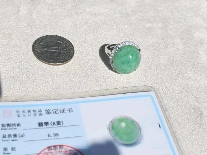 Anillo ajustable de circón cúbico de plata de ley 925 jadeíta verde Birmania Foto 3 de 4