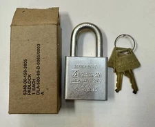 Vintage Hardened Steel U.S. Padlock 2 Keys American Lock 5200 Military USA Made