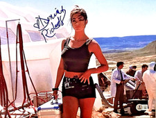Denise Richards Signed 11x14 Photo James Bond Christmas Jones BAS HOLO Autograph