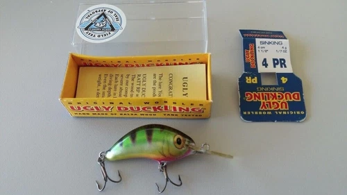 VINTAGE UGLY DUCKLING LURES PACK OF 1 NO. 4 PR SINKING 30 YEARS OLD HAND MADE