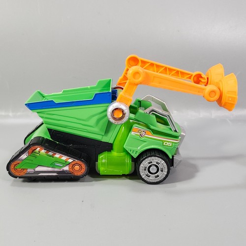 Paw Patrol Mighty Movie Rocky Figure Riciclatore Moto Cucciolo Deluxe Wheelie Moto - Foto 2 di 24