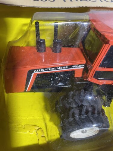 Allis Chalmers 4W-305, 1/32 diecast farm tractor NEW - Picture 7 of 10