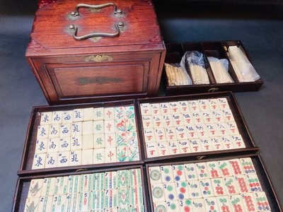 Vintage Chinese Bone Bamboo Mahjong Set 148 Tiles Flower Season