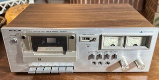 Vintage Hitachi D 230 Stereo Cassette Deck Wood Case