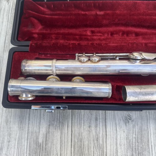Yamaha YFL-311 Flute Silver Headjoint with Hard Case Discontinued Model - Picture 5 of 8
