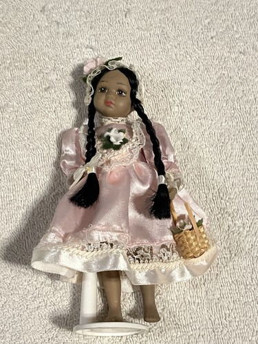 Haunted Paranormal 7" Porcelain Doll -Martha Positive loving shakes her head