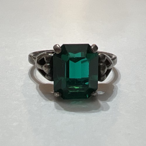 Vintage Sarah Cov Sterling 925 With Solitary Emerald Green Rhinestone Ring - 第 10/10 張圖片