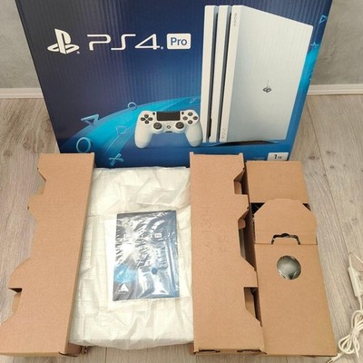Sony PlayStation4 PS4 Pro CUH-7200BB02 Glacier White 1TB Japan ver