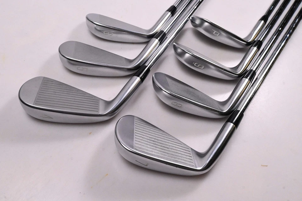Mizuno JPX 923 Forged Irons / 4-PW / Regular Flex KBS $-Taper Lite 95 Shafts - Image 4 of 4