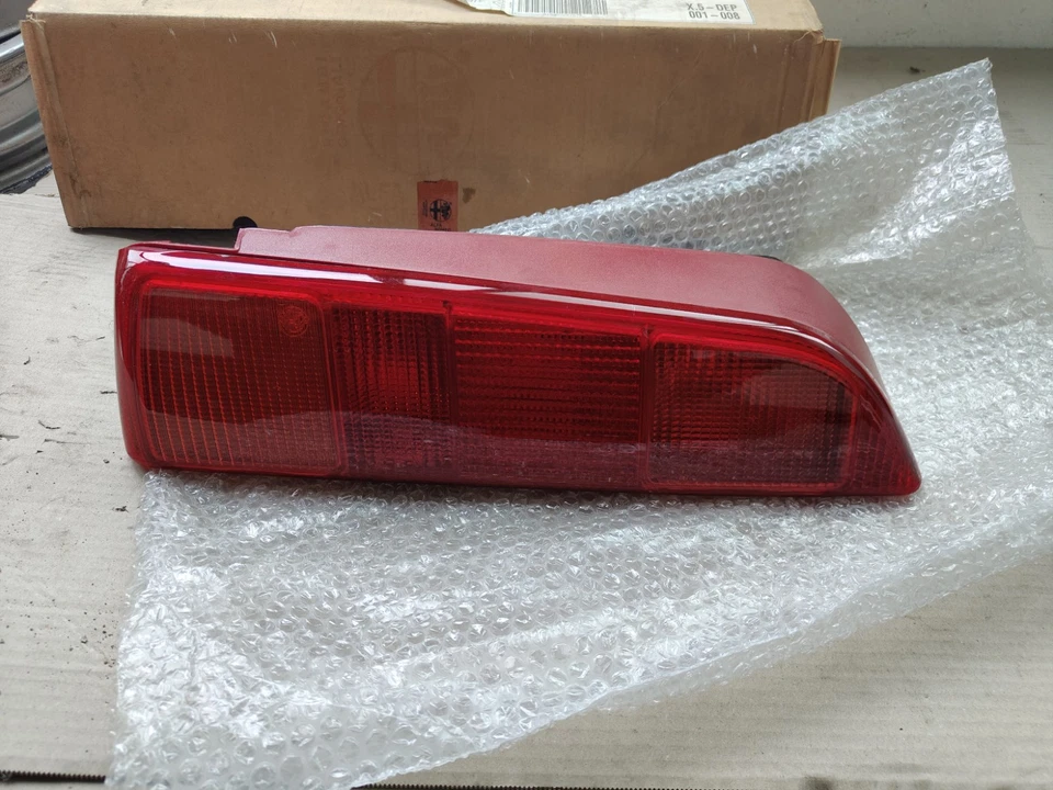 FANALE STOP POSTERIORE SX ORIGINALE ALFA ROMEO 146 COD. 60603945 - Immagine 4 di 4