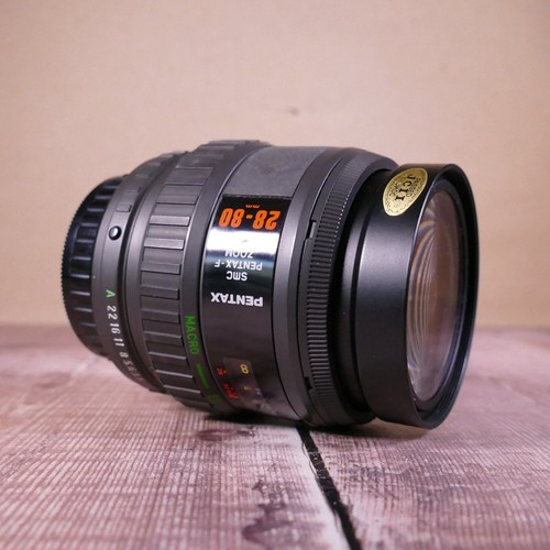 Pentax-F Zoom 28-80mm F/3.5-4.5 AF Auto Focus Wide Angle Lens K/AF Mount. - Picture 2 of 4
