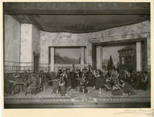 Paris, représentation théâtrale à identifier Vintage silver print Tirage