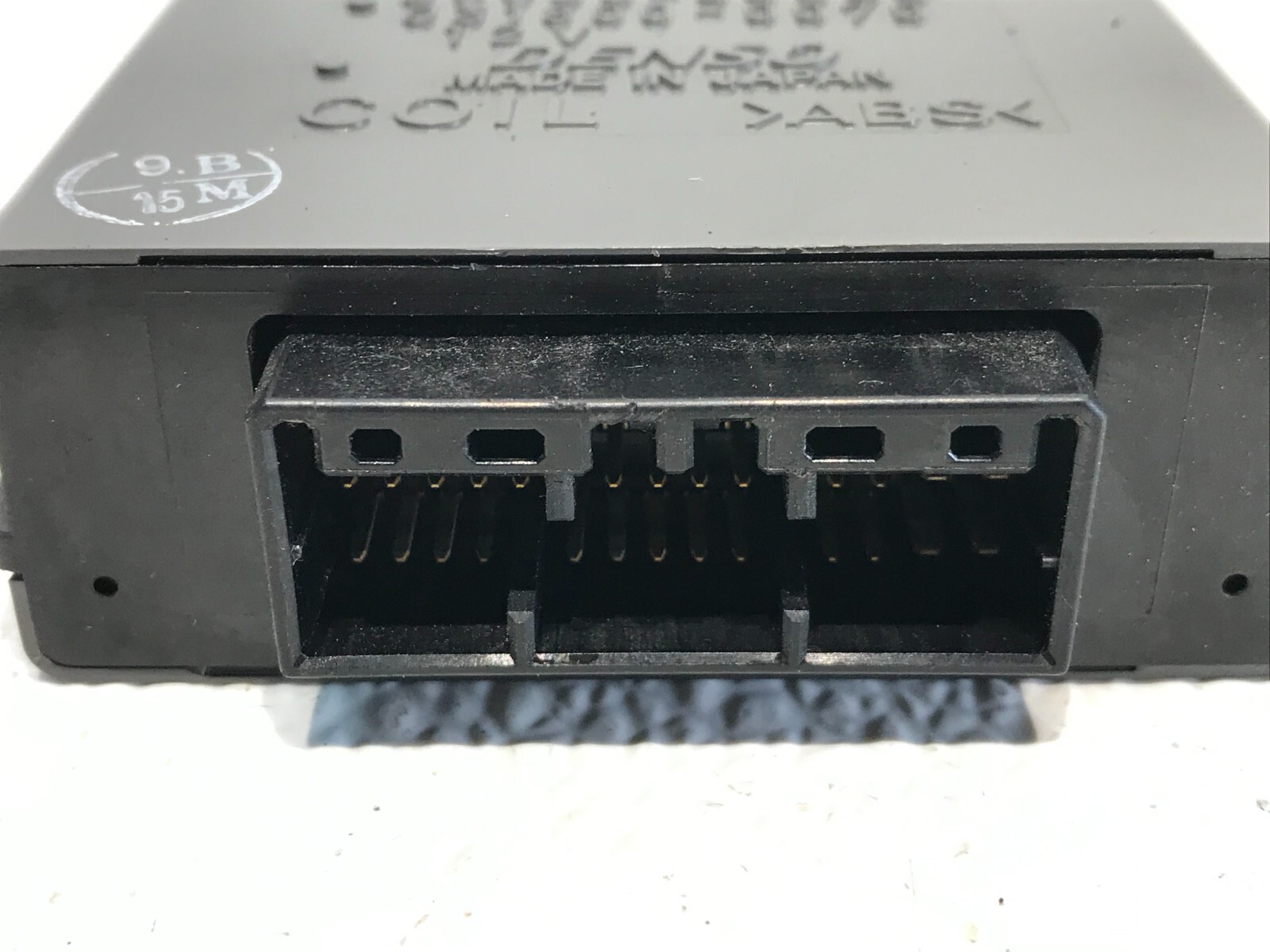 0106 LEXUS LS430 OEM RIGHT FRONT HEADLAMP LIGHT LEVELING CONTROL