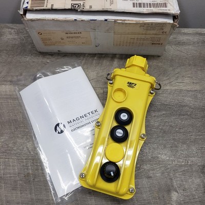 *NEW* Magnetek SBP2-4-AB2-BL-POT Pendant Pushbutton Station w/ Accessories 