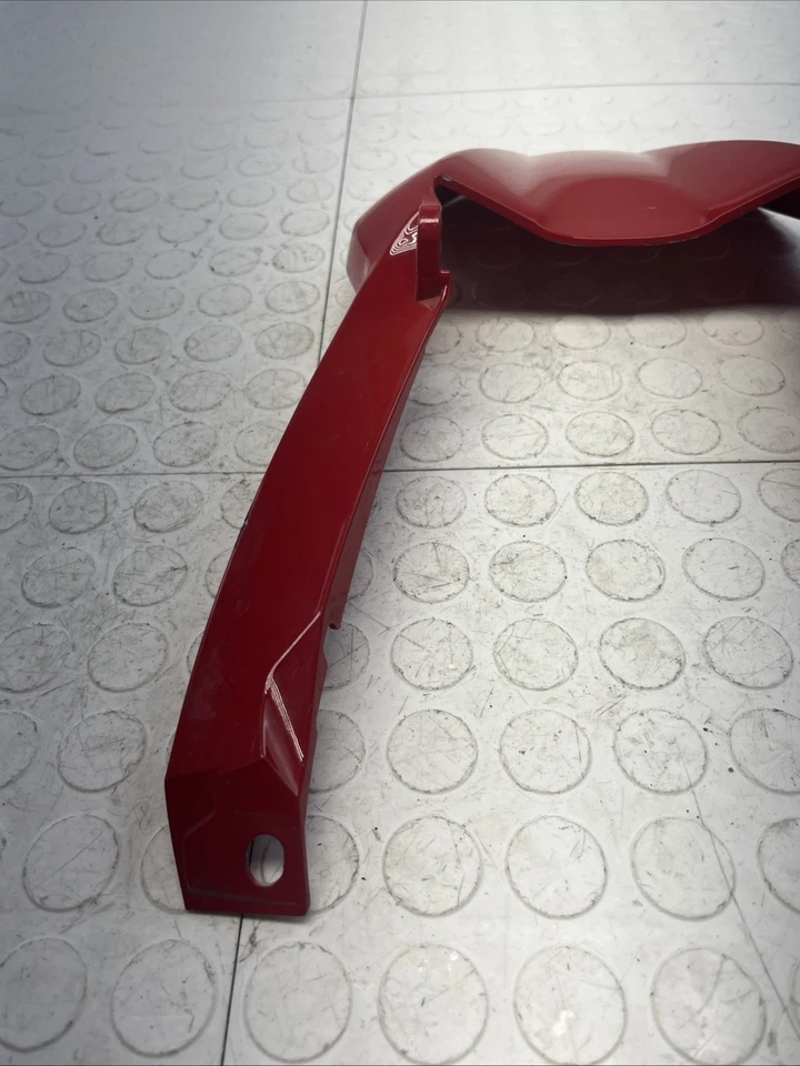 Peça de para-choque traseiro Ducati Scrambler 1100 2018-2019 amarelo # 56511241AY FABRICANTE DE EQUIPAMENTO ORIGINAL - Imagem 4 de 4