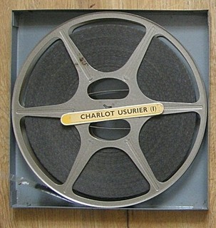 Film 16 mm N&B muet Charlot usurier (1)