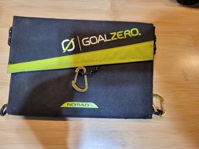 #ad Goal Zero Nomad 7 Portable Solar Panel TESTED Comes With Cables No Batteries $24.99