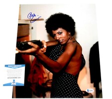 PAM GRIER SIGNED 'COFFY' 11x14 MOVIE PHOTO FOXY BROWN PROOF BECKETT COA BAS