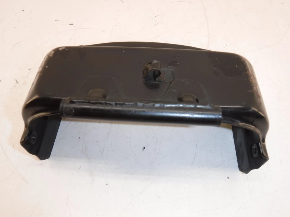 Yamaha XS850S 1980 GUARDABARROS TRASERO SOPORTE MARCO SUBCHASIS estancia 3J3-21613-01-00 Foto 3 de 4