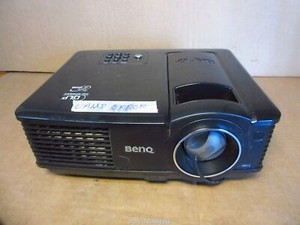 BENQ MP515 Projector Beamer DLP SVGA 2500 LUMENS - No Remote - LAMP ERROR