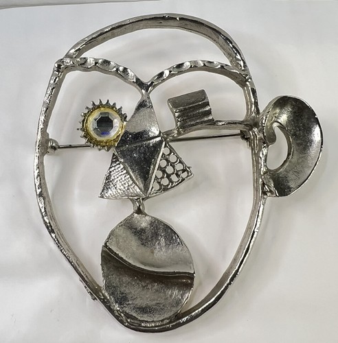 Broche Brutaliste Années 70 — Personnages En Bronze Laiton Doré — Bijou D’artiste Vintage
