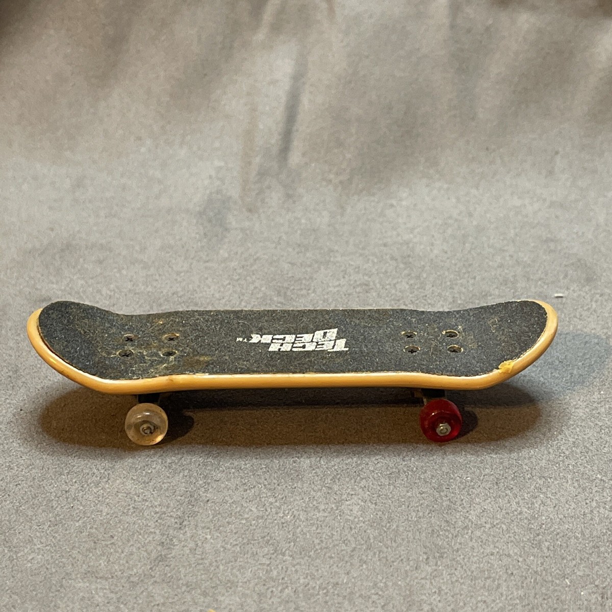 Rare Tech Deck Fingerboard- Tony Hawk Birdhouse - Skeleton Bird | eBay display picture 1