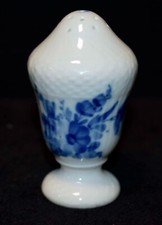 Royal Copenhagen Blume blau - blaue Blume Salzstreuer Gew&uuml;rzstreuer