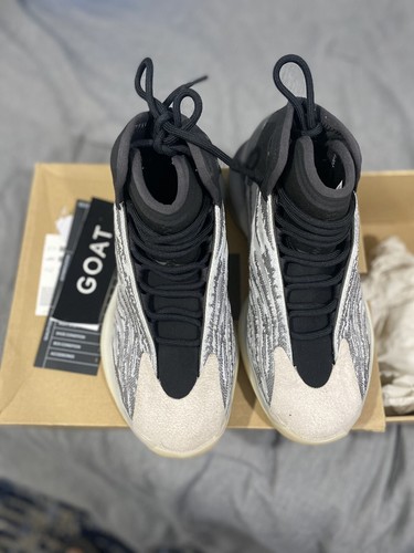 Adidas Yeezy Quantum “QNTM” Size 9 