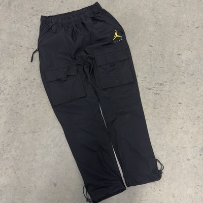 Nike Air Jordan Pants Men Small Black Jumpman Cargo Off Court DC9663-010