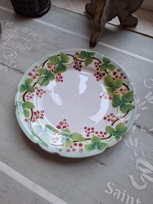 LUNEVILLE ANCIENNE ASSIETTE POLYCHROME DECOR FRUIT RAISIN ? - Photo 1/4