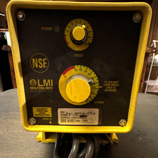 LMI Milton Roy C121-81 Diaphragm Metering Pump 4.00 GPH 100 PSI