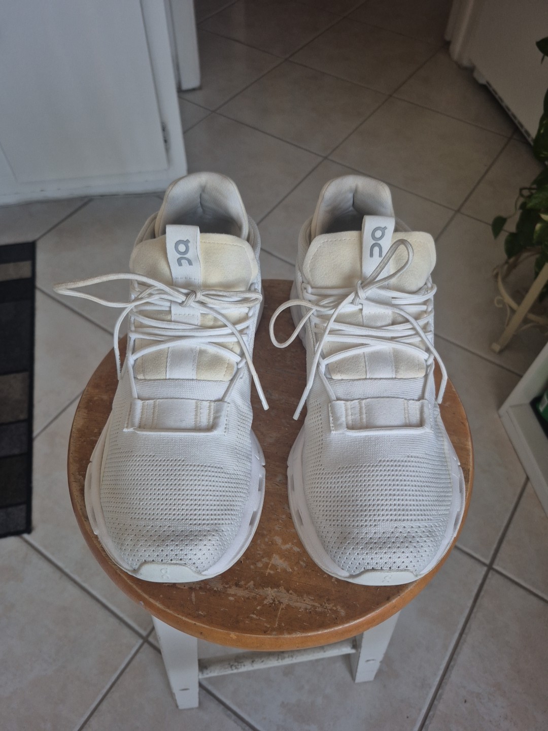 On Running Cloudnova Running White CloudTec Sneak… - image 1