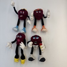 VINTAGE 1988 CALIFORNIA RAISINS BY APPLAUSE BENDABLE PLUSH FIGURES SET OF 4.