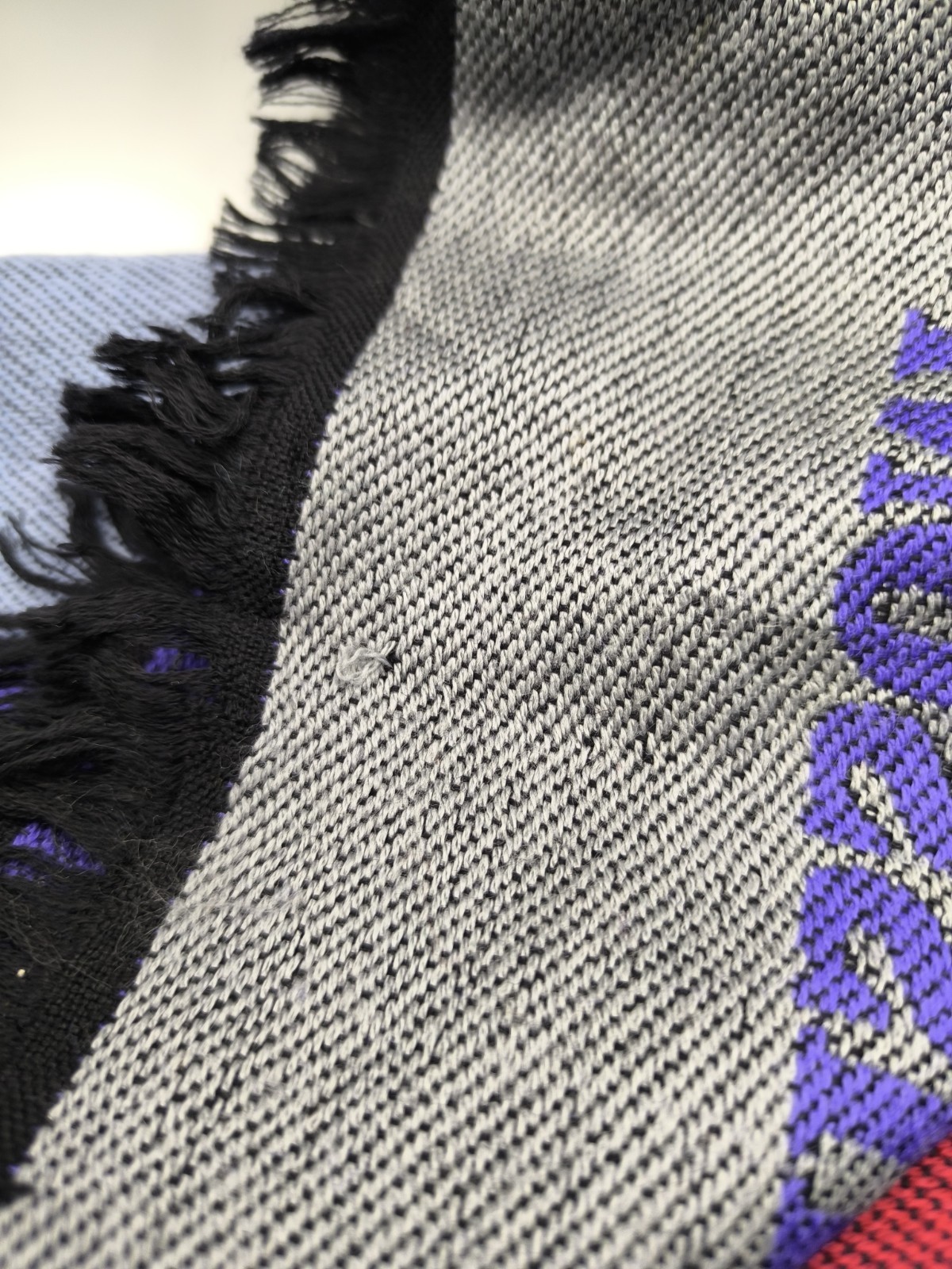 Fabulous Preloved  Missoni Designer Scarf image 7