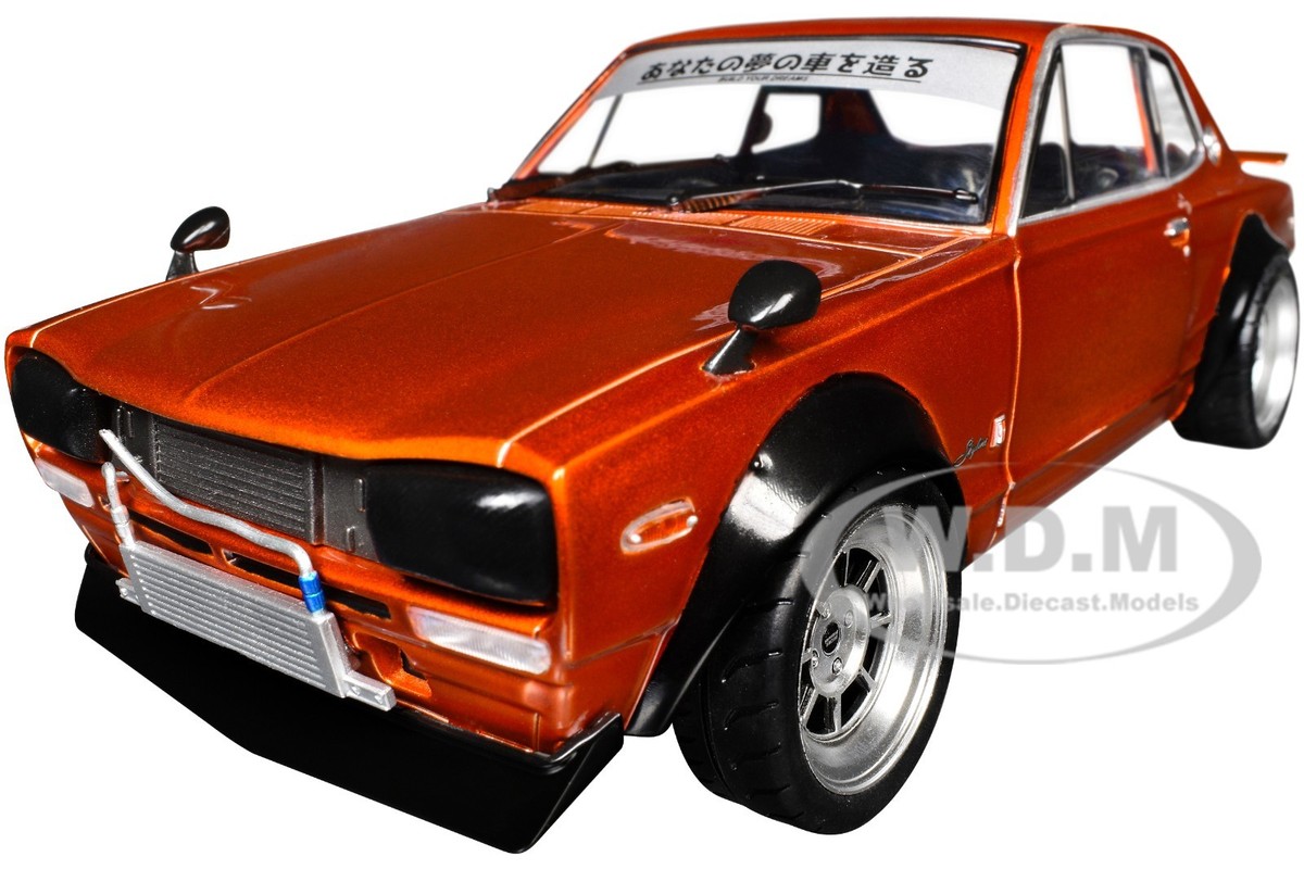 1970 NISSAN SKYLINE (C10) HAKOSUKA RHD ORANGE 1/18 DIECAST BY