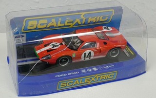 Hornby Scalextric Ford GT40 Car in Presentation Case