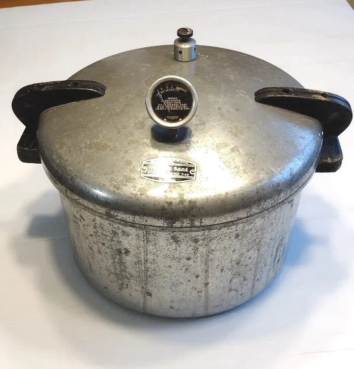 Vintage Magic Seal Pressure-Cooker, Best Quality No. 21, Pat. No. 2218188 Works!