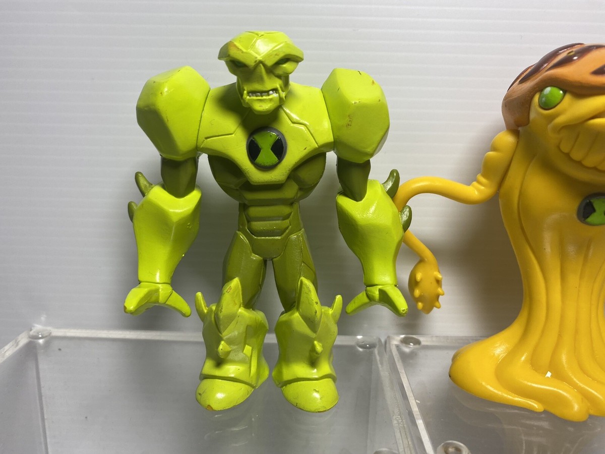 💚Ben 10 - SQUIDSTRICTOR & ROCKS FIGURE - LIMITED EDITION - Ultra