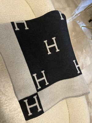 Full set HERMÈS Wool Cashmere Avalon Blanket in Black Grey Ecru