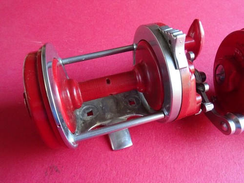 2X VINTAGE INTREPID SEA STREAK SEA MULTIPLIERS (BOTH WORKING, ONE IS BETTER) - Picture 4 of 15
