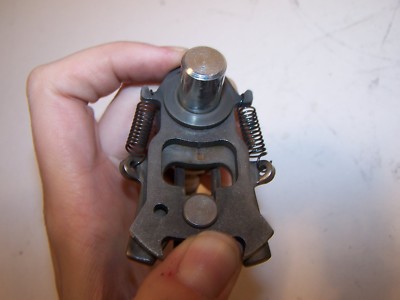 じぇい Rear Lower Drive Shaft Engine Mount Metal Rubber 180933