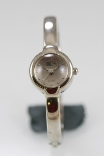 Montre Femme Vintage Elgin DZ815-Y432 - Cadran Blanc, Boîtier Argenté 18.8mm, Quartz, Bracelet Extensible Acier